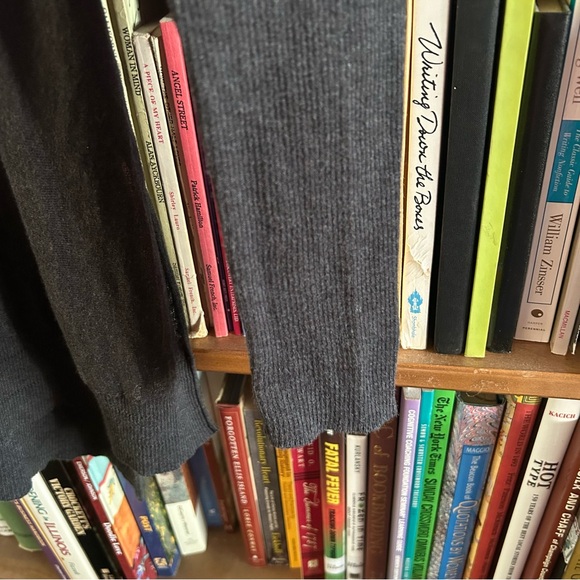 Velvet Graham Spencer Gray 100% Cotton Sheer Turtleneck Long Sleeve Sweater sz M - Picture 5 of 10